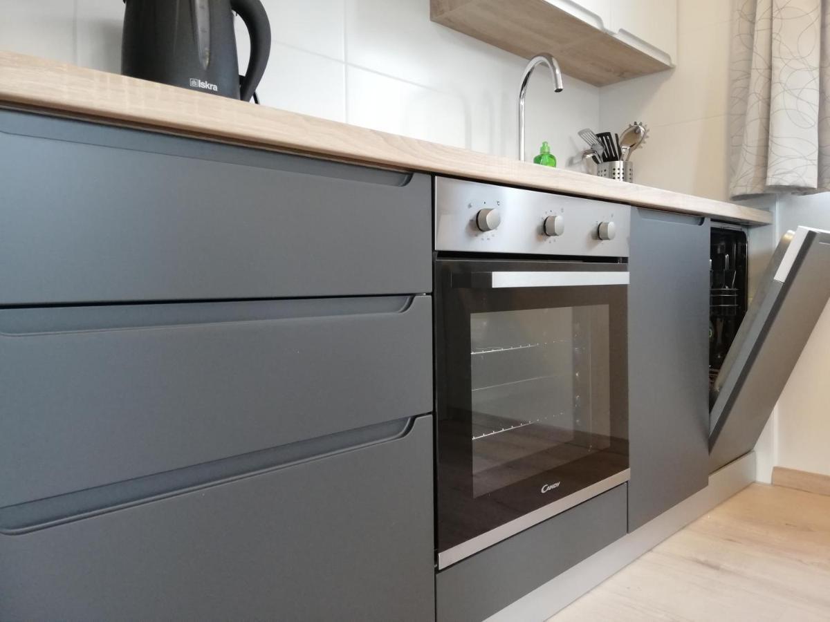 Apartment Punta Premantura E With Garden Экстерьер фото